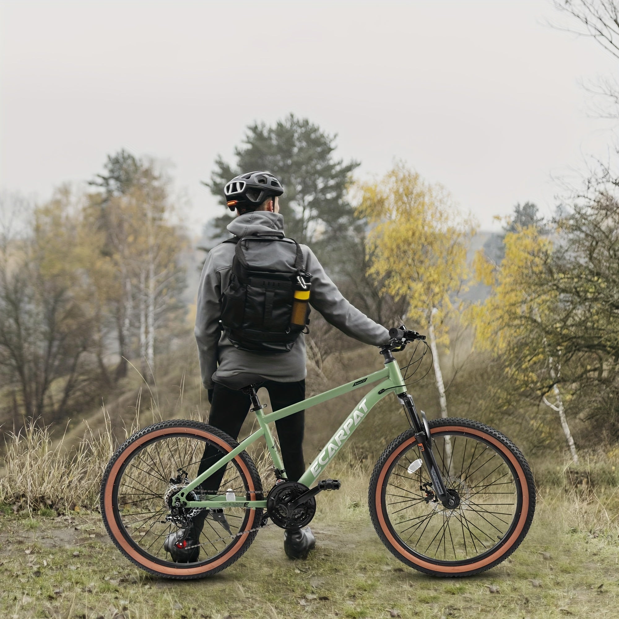 24-Inch Wheel Mountain Bike with 21 Speeds, Featuring Disc Brakes And a Thumb Shifter, Suitable for Men And Women for Trail, Commuting, And Various Terrains Including Snow And Beach, in Green Color