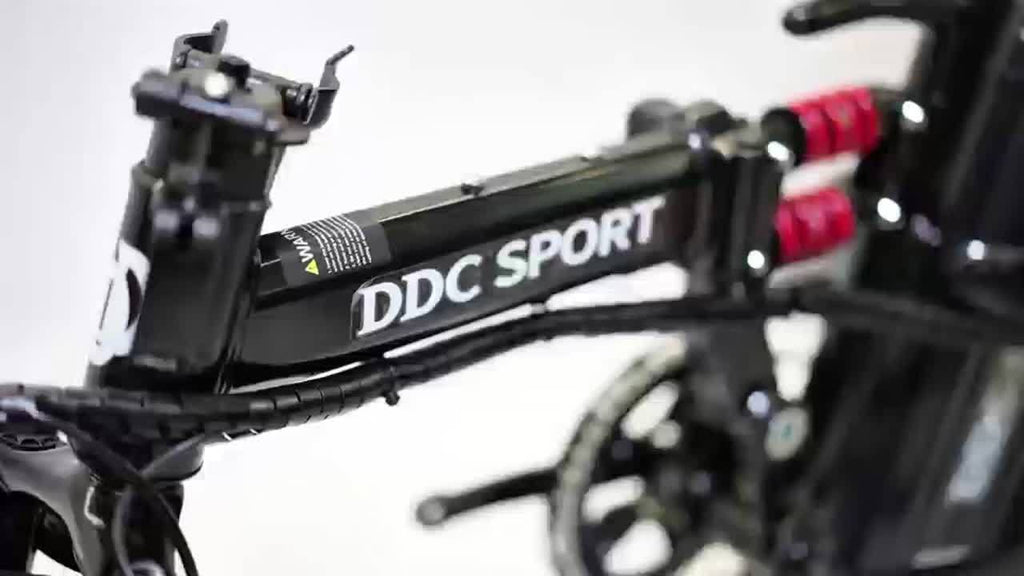Adult Folding Electric Bicycle, Featuring a 700W Peak Motor with a 960Wh Battery, Capable of Traveling 35 Miles at Speeds Up to 20MPH. This Commuter E-Bike Includes a Removable 48V 20AH Battery, Supports a Weight of 330 Lbs